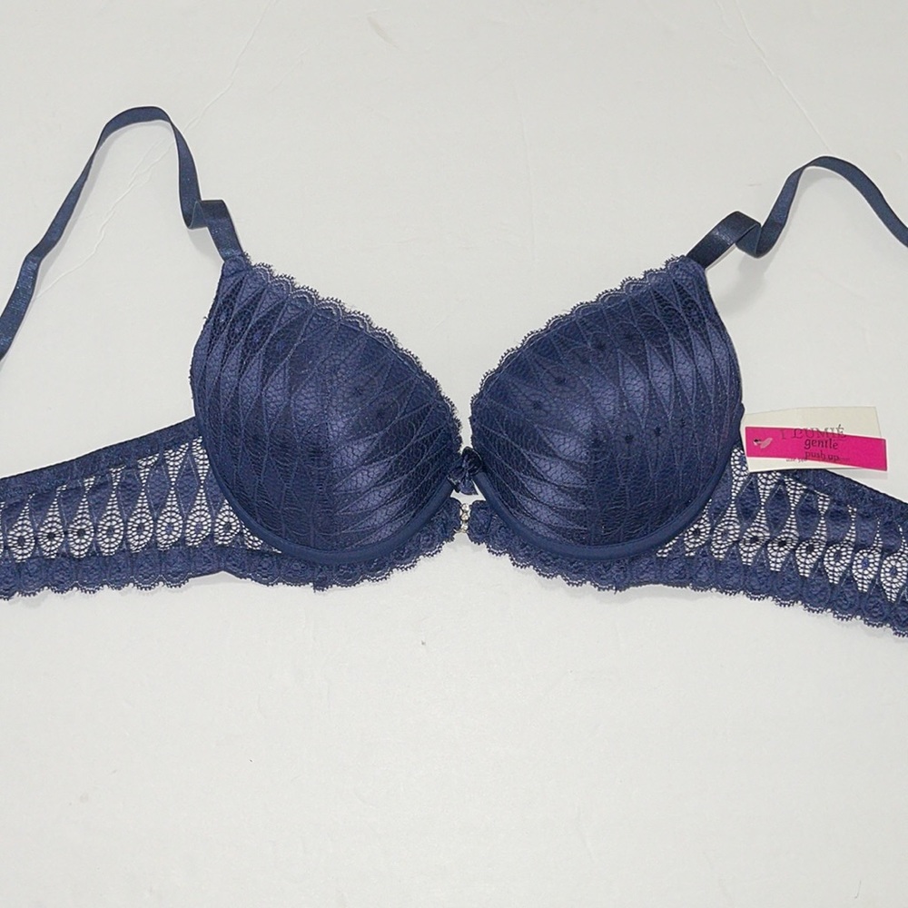 PUSH UP GENTLE LACE T-SHIRT LIGHTLY LINED BRA UNDERWIRE 3 HOOKS ILYS LUMIE BRAND